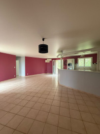 
                                                                                        Vente
                                                                                         MAISON CONTEMPORAINE