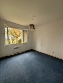 
                                                                                        Vente
                                                                                         MAISON CONTEMPORAINE