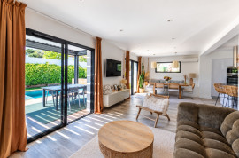 
                                                                                        Vente
                                                                                         Maison contemporaine avec piscine