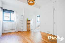 
                                                                                        Vente
                                                                                         Maison contemporaine rénovée avec rooftop