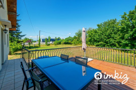 
                                                                                        Vente
                                                                                         Maison de 117m² sur terrain arboré de 2500m²