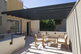 
                                                                                        Vente
                                                                                         Maison de 120 m2 T4 avec piscine et Jardin