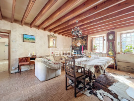 
                                                                                        Vente
                                                                                         Maison de 126 m2 à Saint-Georges Montcocq, aux portes de Sai