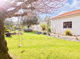 Vente
Maison de 140m2- 3 chambres- Piscine- Garage-