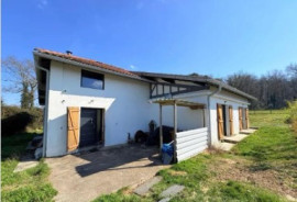 
                                                                                        Vente
                                                                                         Maison de 150m2 Pujo le Plan