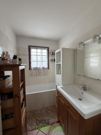 
                                                                                        Vente
                                                                                         Maison de 160m²