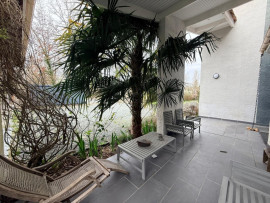 
                                                                                        Vente
                                                                                         Maison de 170m2; 4 chambres avec dépendances et garages 3780m2 de terrain