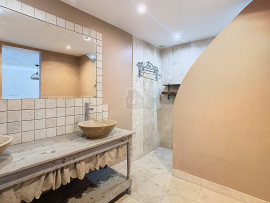 
                                                                                        Vente
                                                                                         Maison de 1804 en campagne