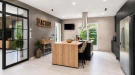 
                                                                                        Vente
                                                                                         Maison de 235m² garage double et terrain de 1500m²
