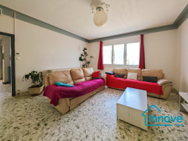 
                                                                                        Vente
                                                                                         Maison de 280 m², avec deux logements communicants