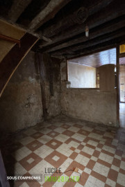 
                                                                                        Vente
                                                                                         Maison de 50m² à renover