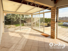 
                                                                                        Vente
                                                                                         Maison de campagne de 7 pièces et hangar