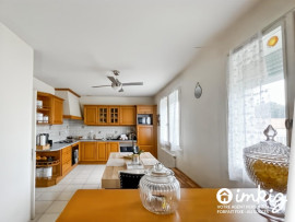 
                                                                                        Vente
                                                                                         Maison de caractère 8 pièces 180 m2 1050m2 terrain