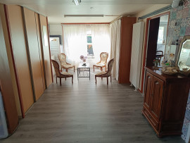 
                                                                                        Vente
                                                                                         Maison de caractère 8 pièces 180 m2 1050m2 terrain