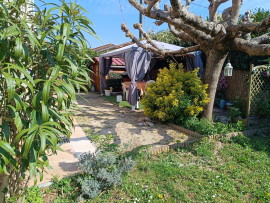 
                                                                                        Vente
                                                                                         Maison de caractère 8 pièces 180 m2 1050m2 terrain