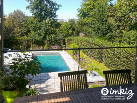 
                                                                                        Vente
                                                                                         Maison de caractère avec piscine