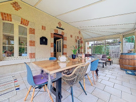 
                                                                                        Vente
                                                                                         Maison de Caractère, Piscine, Dépendance, Garage