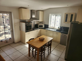 
                                                                                        Vente
                                                                                         Maison de caractère — rénovée, aucun travaux !