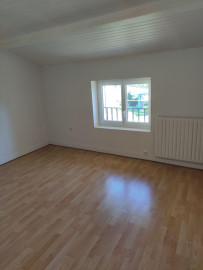 
                                                                                        Location
                                                                                         Maison de charme 5 pièces 135 m2