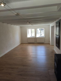 
                                                                                        Location
                                                                                         Maison de charme 5 pièces 135 m2