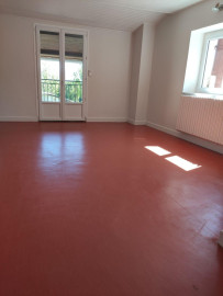 
                                                                                        Location
                                                                                         Maison de charme 5 pièces 135 m2