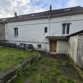 
                                                                                        Vente
                                                                                         Maison  de charme