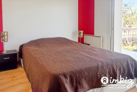 
                                                                                        Vente
                                                                                         Maison de charme en pierre, 4 chambres, piscine.