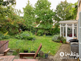 
                                                                                        Vente
                                                                                         Maison de charme proche commerces et transports