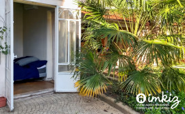 
                                                                                        Vente
                                                                                         Maison de charme proche commerces et transports