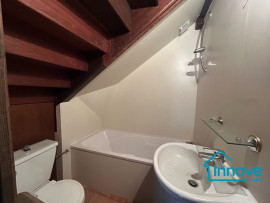 
                                                                                        Vente
                                                                                         Maison de famille à rénover au coeur de Pompignan