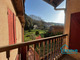 
                                                                                        Vente
                                                                                         Maison de famille à rénover au coeur de Pompignan