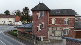 
                                                                                        Vente
                                                                                         Maison de maître, plain-pied, 5 chambres