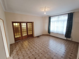 
                                                                                        Vente
                                                                                         Maison de maître, plain-pied, 5 chambres