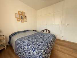 
                                                                                        Vente
                                                                                         Maison de plain-pied, 3ch, studio indépendant, tout à l'égout