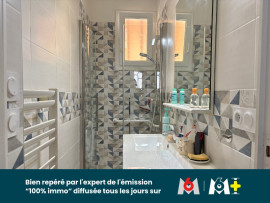 
                                                                                        Vente
                                                                                         Maison de plain-pied à Ragon - avec garage - non mitoyenne - dépendance - grand jardin et véranda.