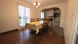 
                                                                                        Vente
                                                                                         Maison de plain-pied avec grand terrain