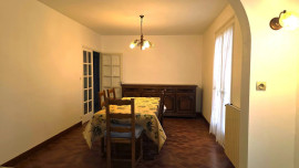 
                                                                                        Vente
                                                                                         Maison de plain-pied avec grand terrain