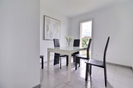 
                                                                                        Vente
                                                                                         maison de plain-pied de 90 m² sans travaux