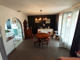 
                                                                                        Vente
                                                                                         Maison de plain pied et sous sol complet