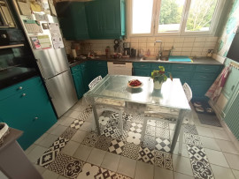
                                                                                        Vente
                                                                                         Maison de plain pied et sous sol complet