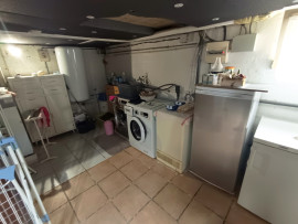 
                                                                                        Vente
                                                                                         Maison de plain pied et sous sol complet