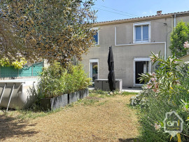 
                                                                                        Vente
                                                                                         Maison de type 5 avec jardin