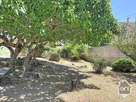 
                                                                                        Vente
                                                                                         Maison de Type 7 avec jardin.