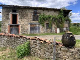 Vente
Maison de vacances rénovée avec grange et accuei