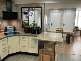Vente
Maison de village - 162m ²