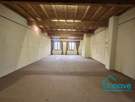 
                                                                                        Vente
                                                                                         Maison de village à rénover au coeur de Pompignan
