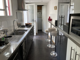 
                                                                                        Vente
                                                                                         maison de village avec terrasse et garage