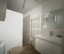 
                                                                                        Vente
                                                                                         MAISON DE VILLAGE T3 avec terrasse