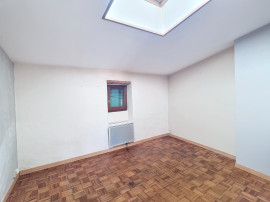 
                                                                                        Vente
                                                                                         MAISON DE VILLAGE T3 avec terrasse