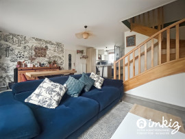 
                                                                                        Vente
                                                                                         Maison de ville 6 pièces